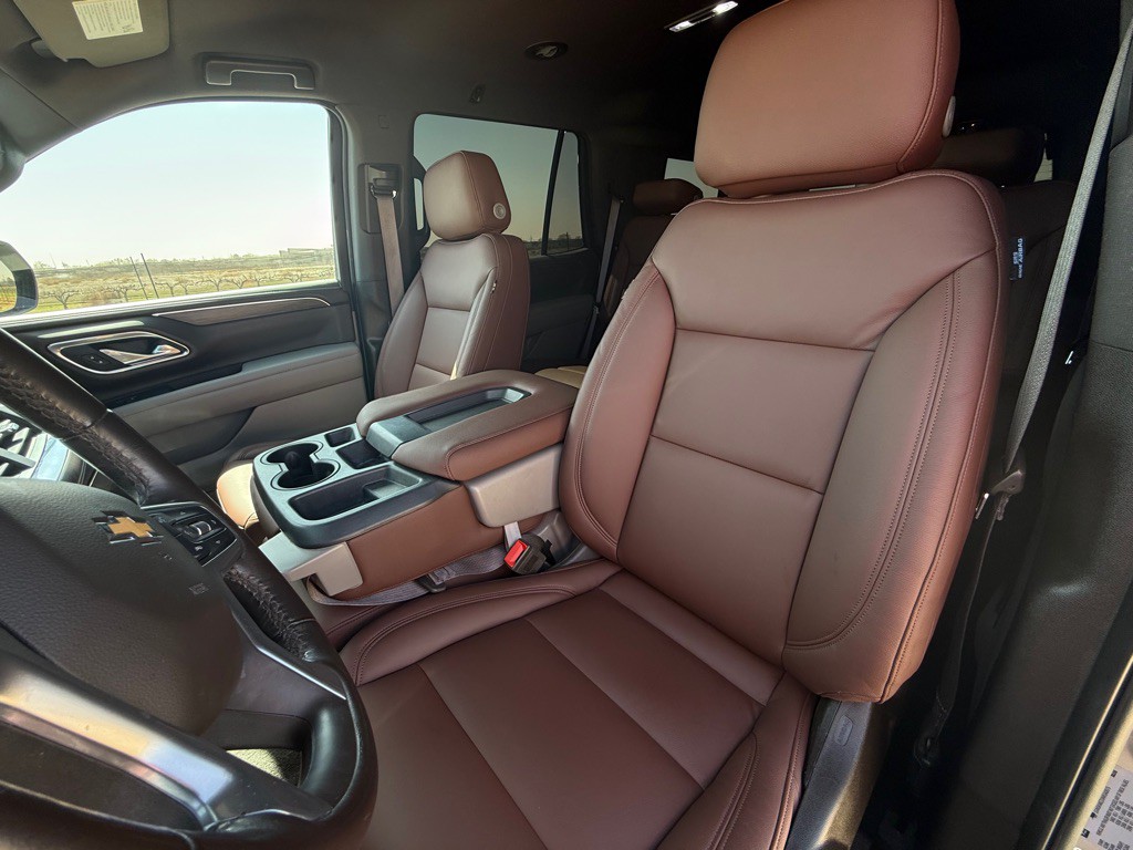2022 Chevrolet Tahoe Image 2