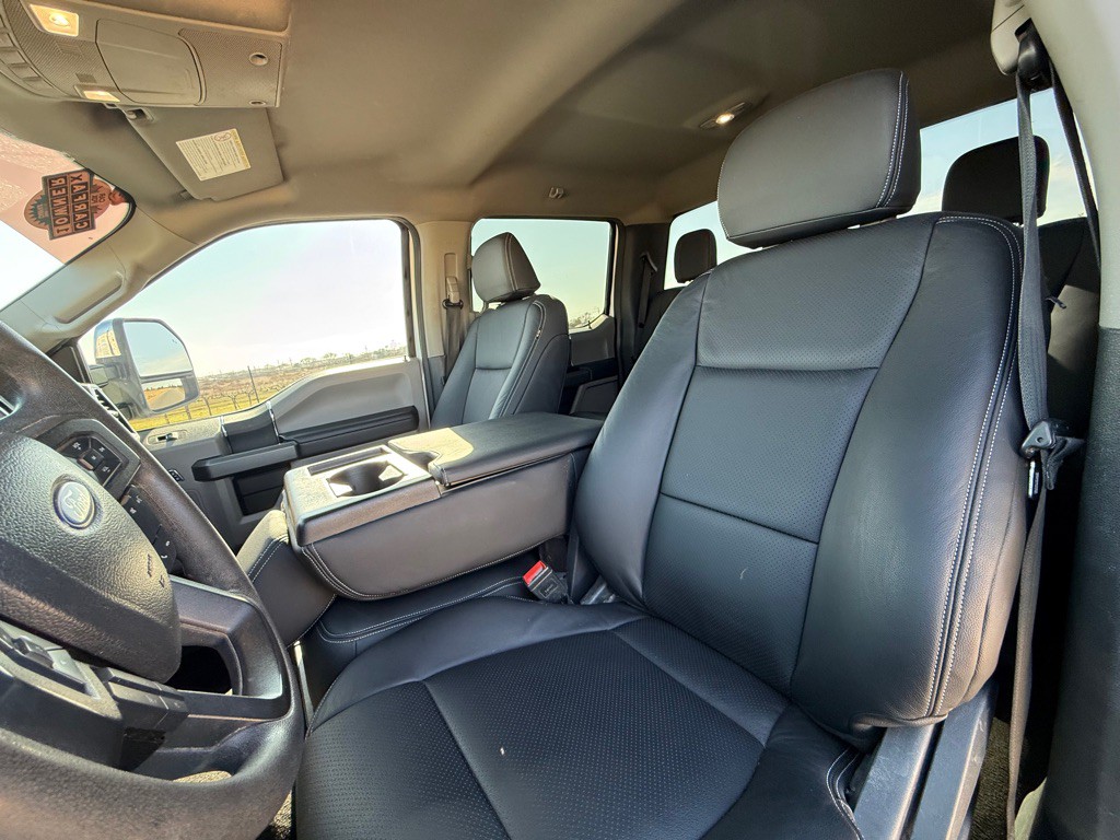 2022 Ford F-350 Image 8