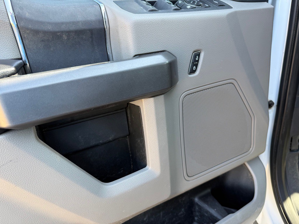 2022 Ford F-350 Image 11