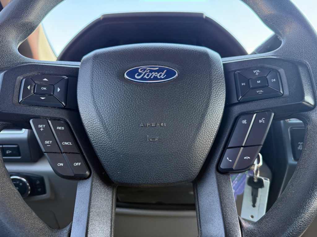 2022 Ford F-350 Image 13