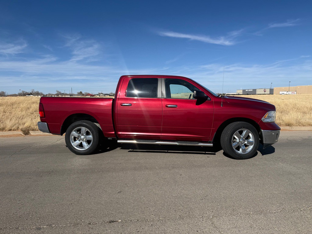 2014 RAM 1500 Image 3