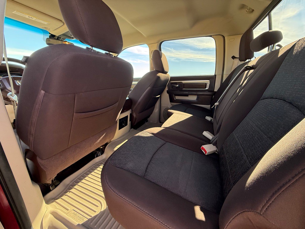 2014 RAM 1500 Image 8