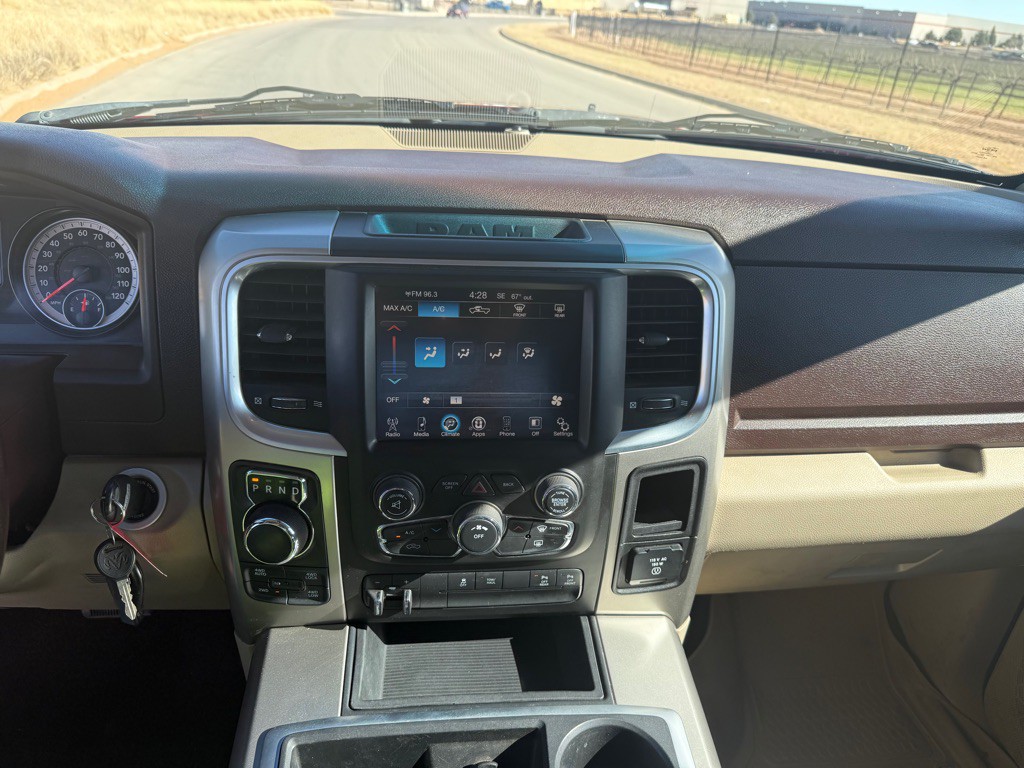 2014 RAM 1500 Image 12