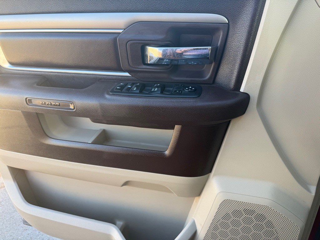 2014 RAM 1500 Image 15