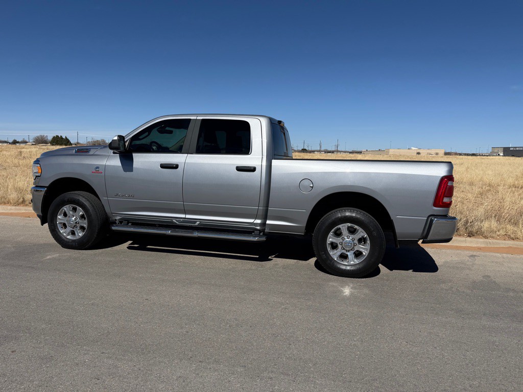 2022 RAM 2500 Image 10