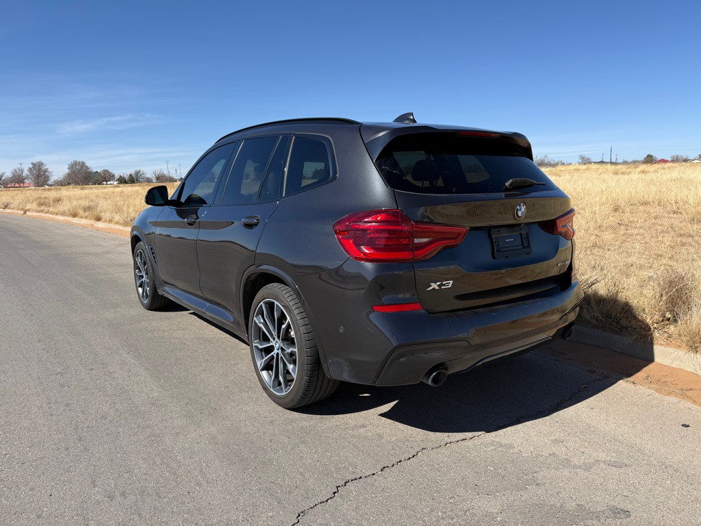 2021 BMW X3 Image 3
