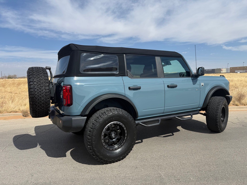 2021 Ford Bronco Image 7
