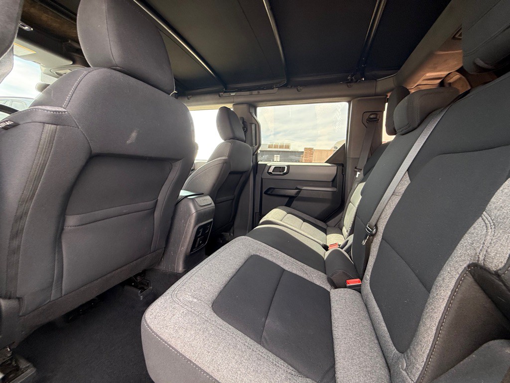 2021 Ford Bronco Image 14