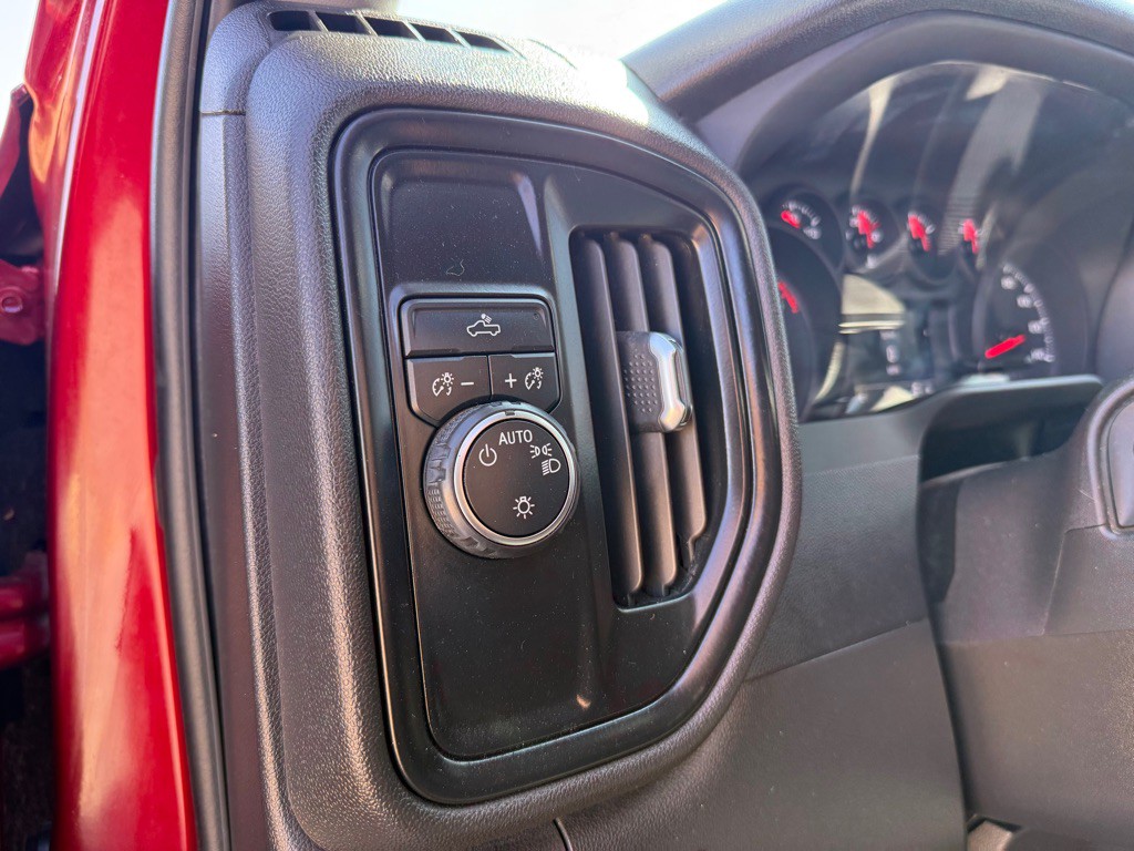 2022 Chevrolet Silverado 1500 Image 12