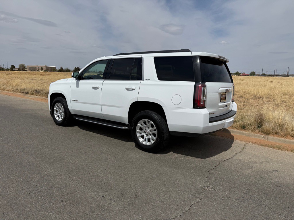 2020 GMC Yukon Image 2