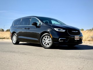 Image for 2025 Chrysler Pacifica Select ID: 7319783