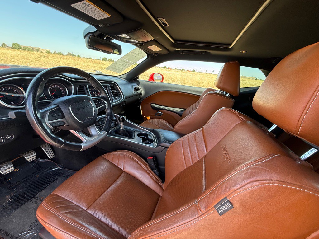 2017 Dodge Challenger Image 3