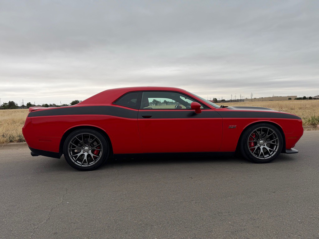 2017 Dodge Challenger Image 5