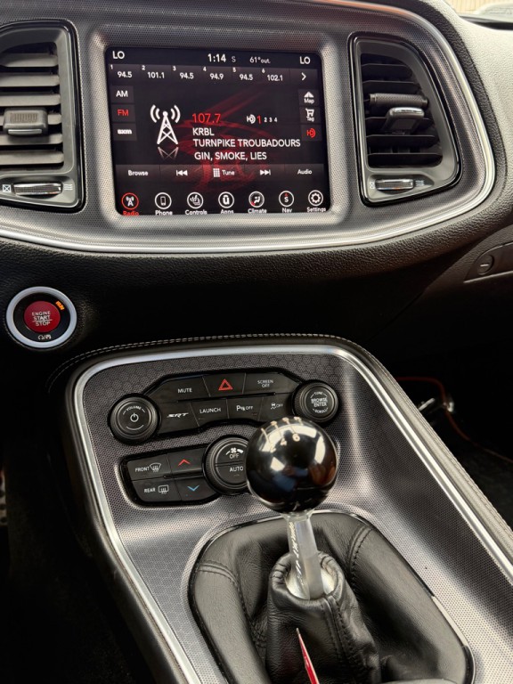 2017 Dodge Challenger Image 12