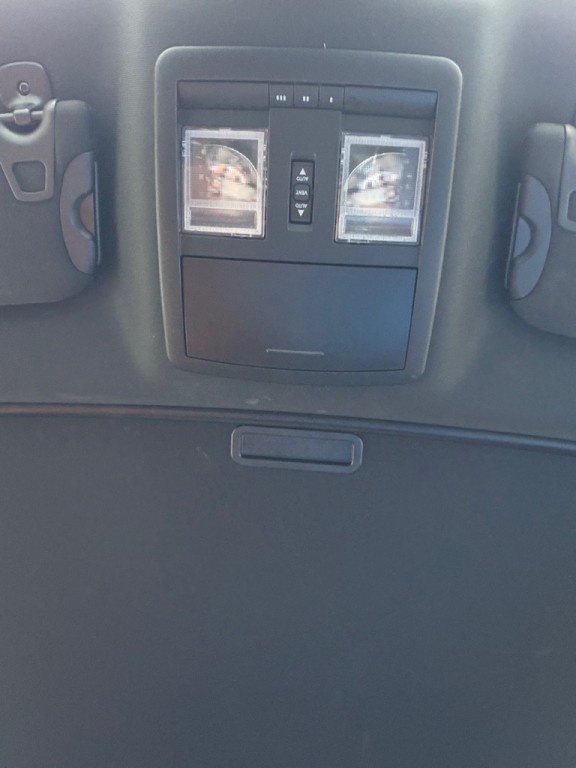 2017 Dodge Challenger Image 16