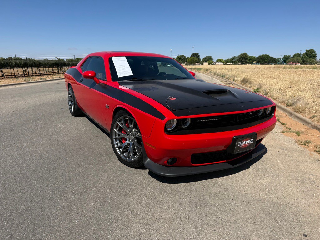 2017 Dodge Challenger Image 18