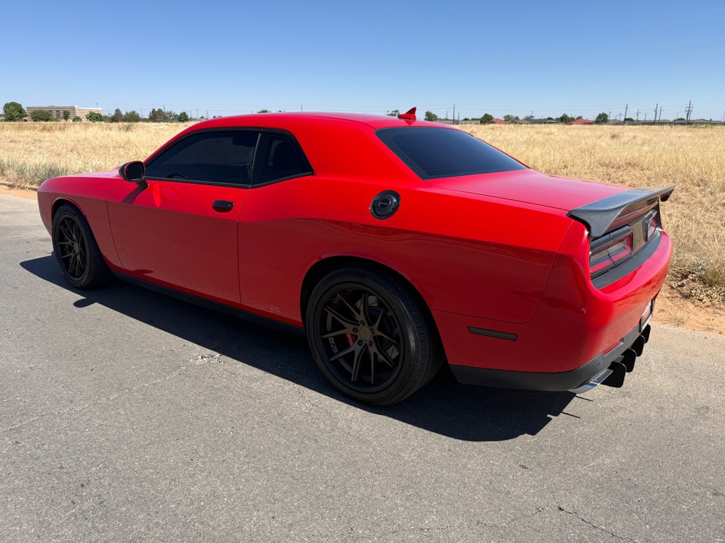 2016 Dodge Challenger Image 7