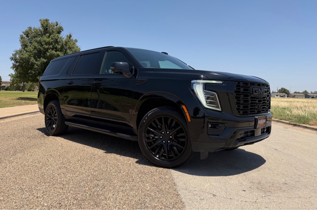 2025 GMC Yukon Image 9