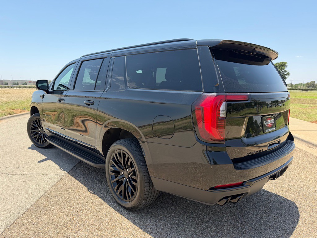 2025 GMC Yukon Image 6