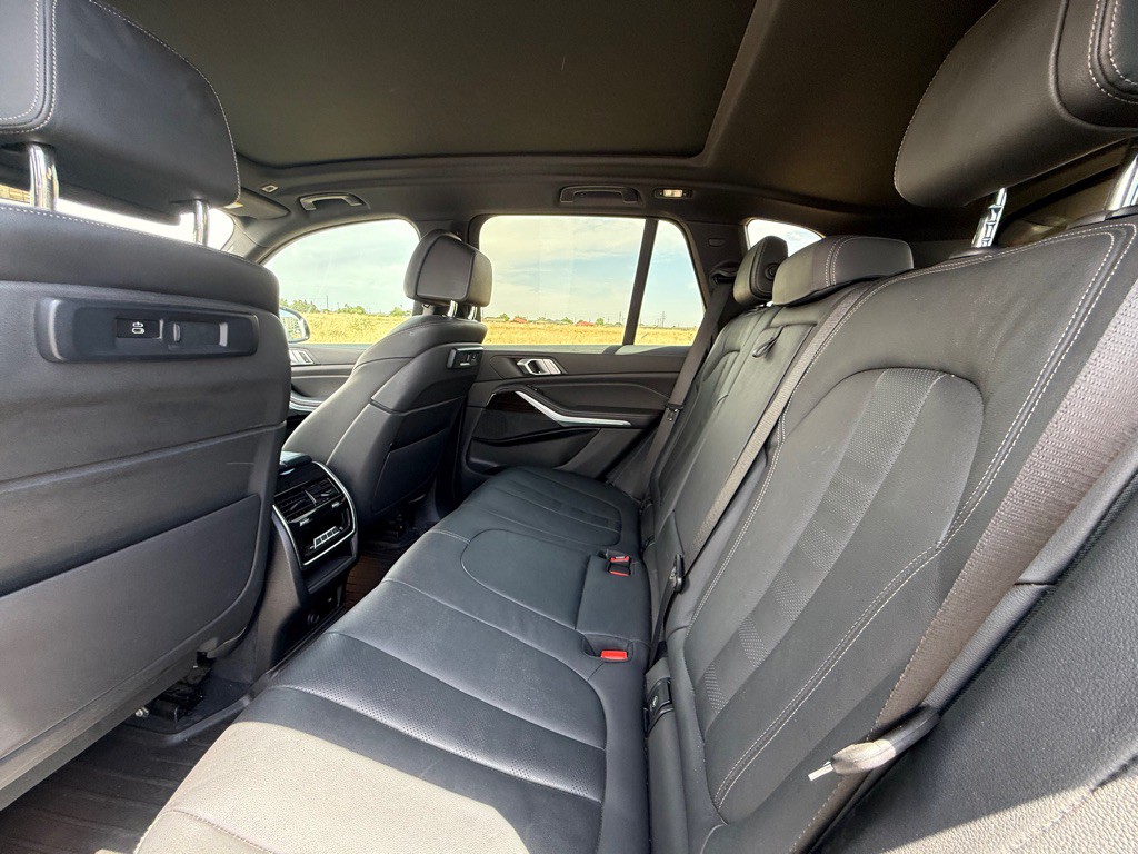 2021 BMW X5 Image 8