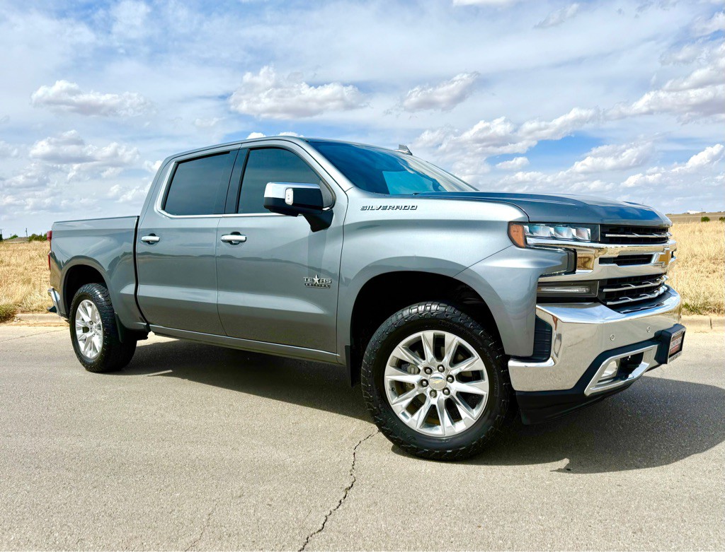 2021 Chevrolet Silverado 1500 Image 1