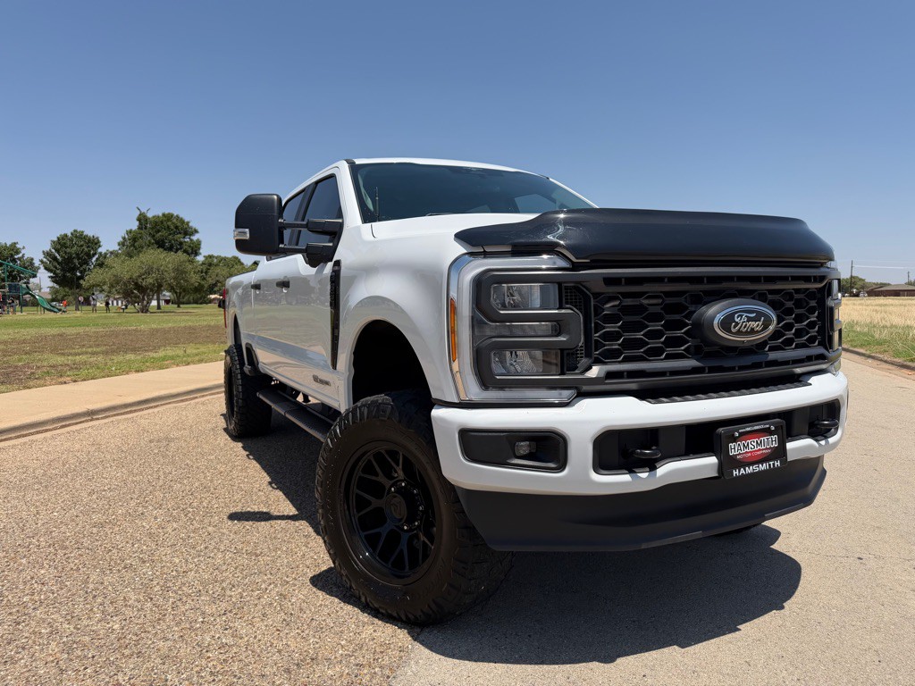 2023 Ford F-350 Image 7