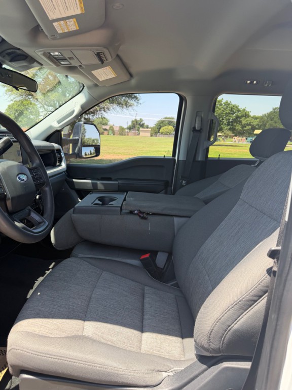 2023 Ford F-350 Image 12