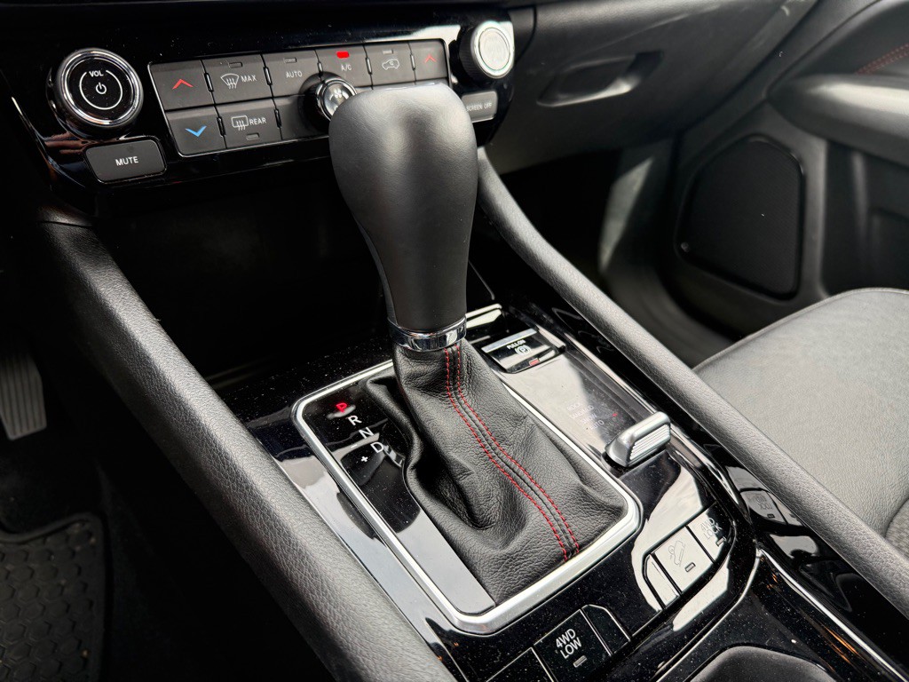 2025 Jeep Compass Image 5