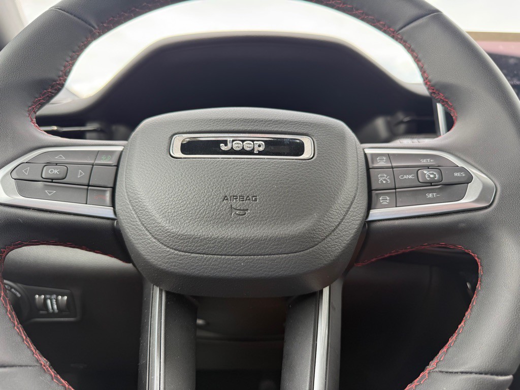2025 Jeep Compass Image 13