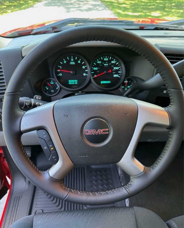 2011 GMC Sierra Image 12