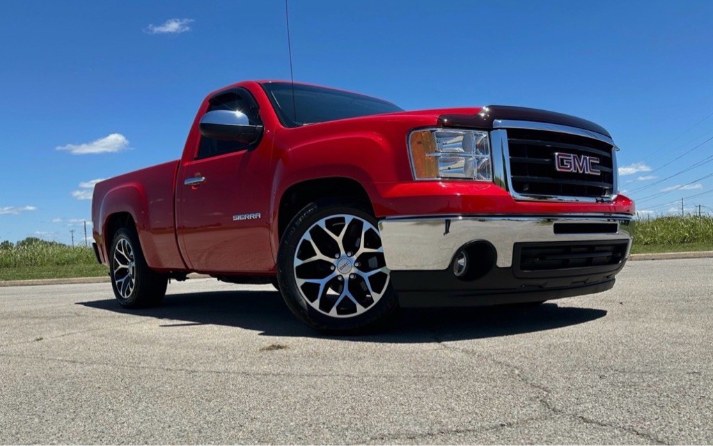 2011 GMC Sierra Image 3