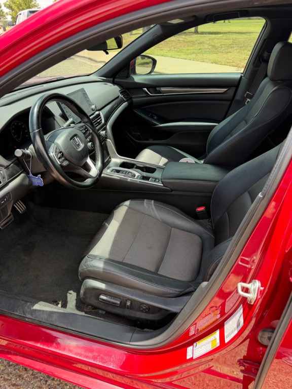 2020 Honda Accord Image 12