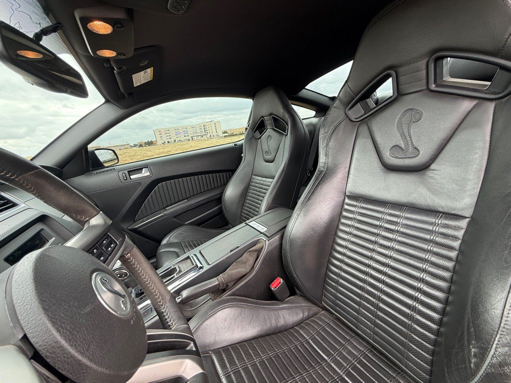2012 Ford Mustang Image 14