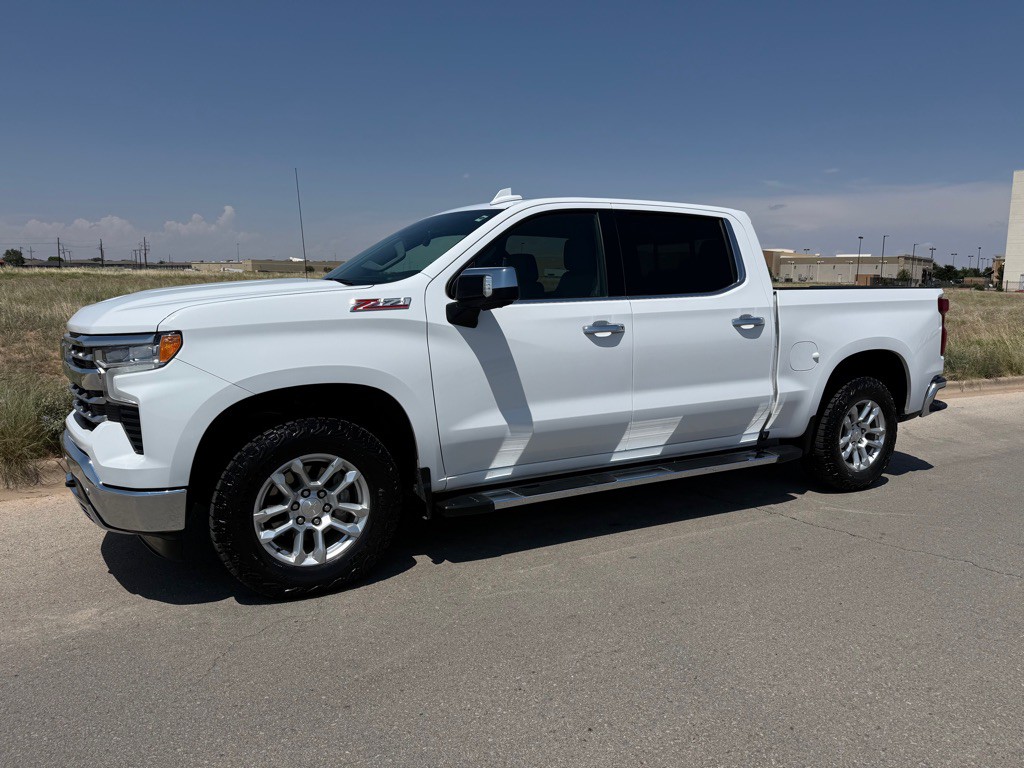 2023 Chevrolet Silverado 1500 Image 5