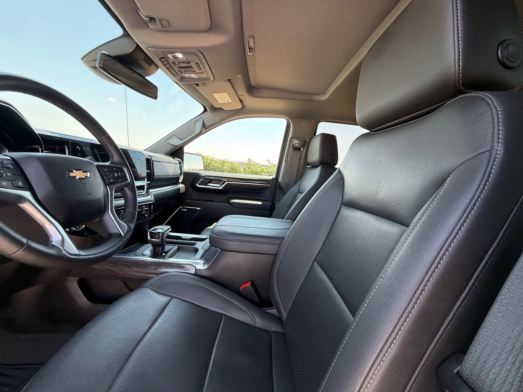 2023 Chevrolet Silverado 1500 Image 13