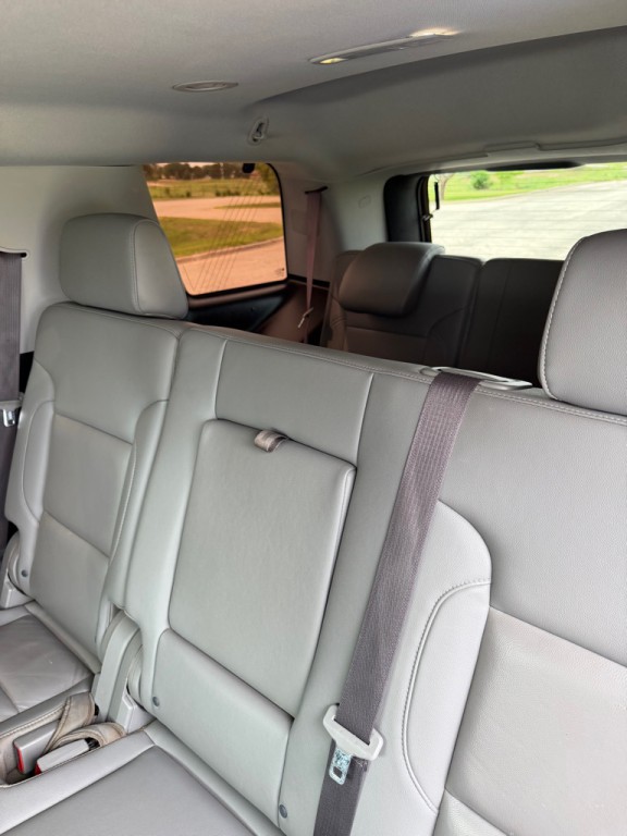 2017 Chevrolet Tahoe Image 4