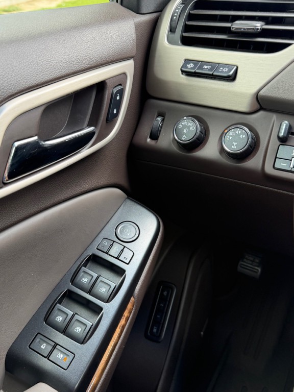 2015 GMC Yukon Image 13