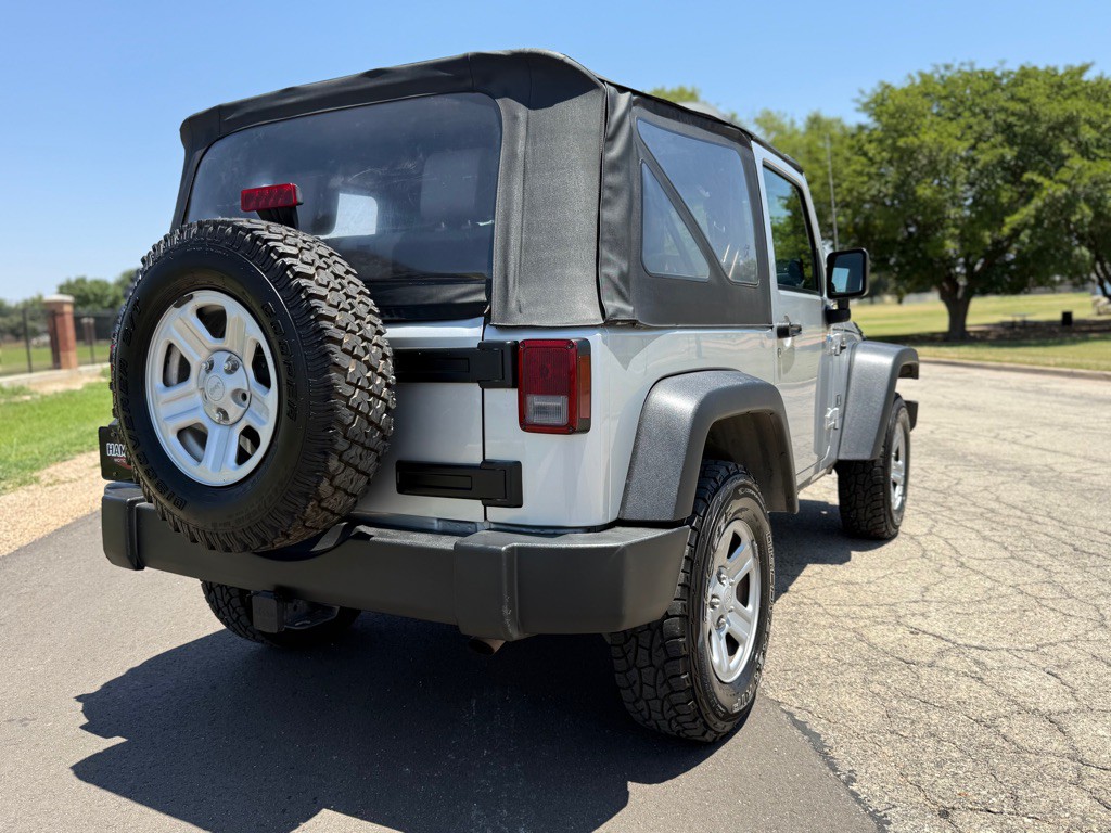 2007 Jeep Wrangler Image 4