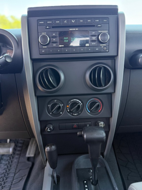2007 Jeep Wrangler Image 7