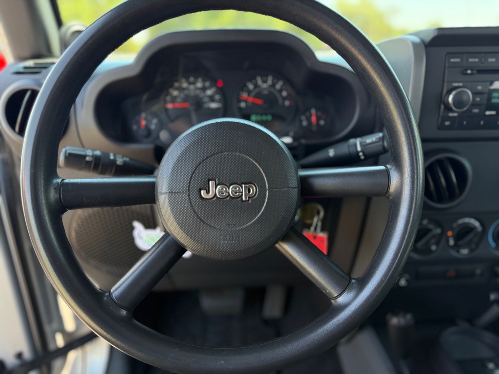 2007 Jeep Wrangler Image 9