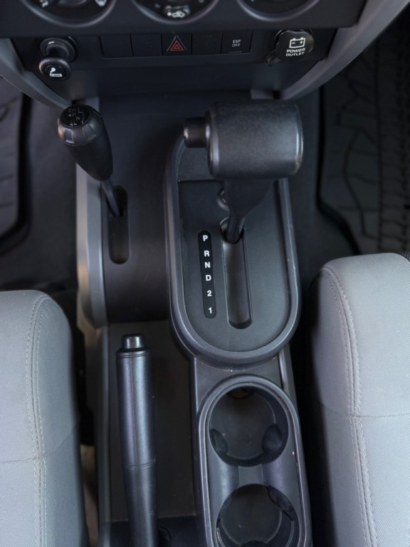 2007 Jeep Wrangler Image 10