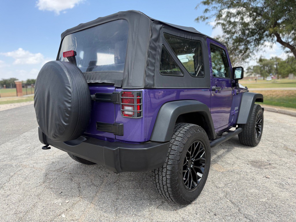 2017 Jeep Wrangler Image 2