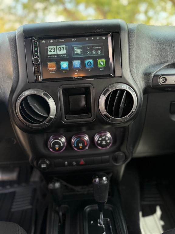 2017 Jeep Wrangler Image 5