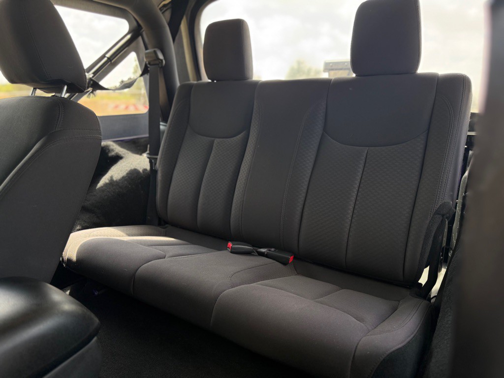 2017 Jeep Wrangler Image 8