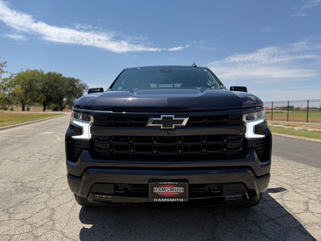 2024 Chevrolet Silverado 1500 Image 2