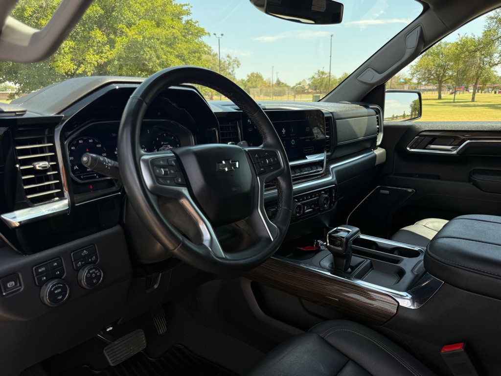 2024 Chevrolet Silverado 1500 Image 11