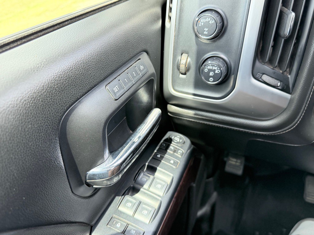 2018 GMC Sierra Image 7