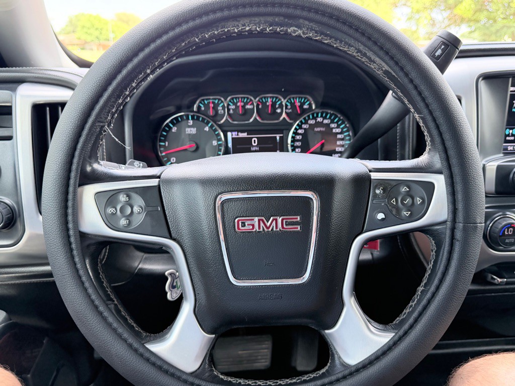 2018 GMC Sierra Image 9