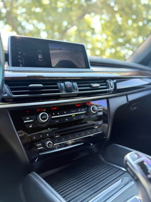 2017 BMW X6 Image 7