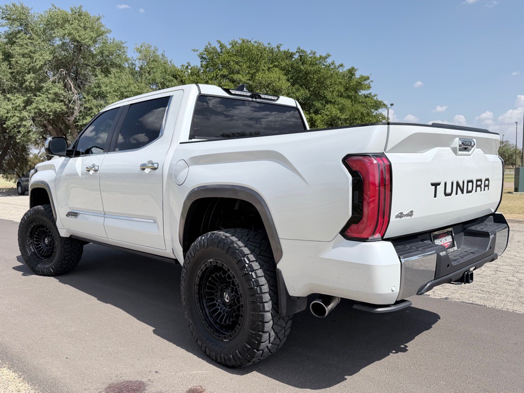 2024 Toyota Tundra Image 2